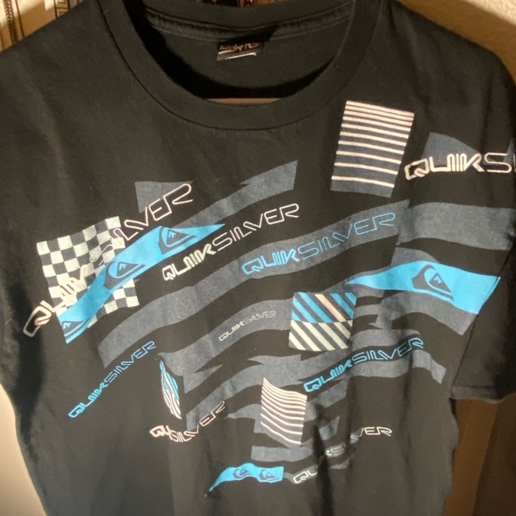 Quicksilver t-shirt black, multi-colored. - Picture 1 of 3